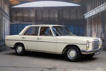 Mercedes-Benz 200 1972