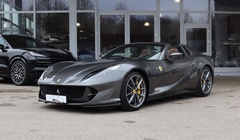 Ferrari 812 2021