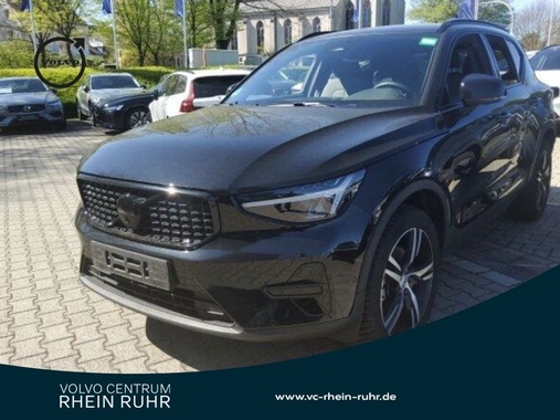 Volvo XC40 2025