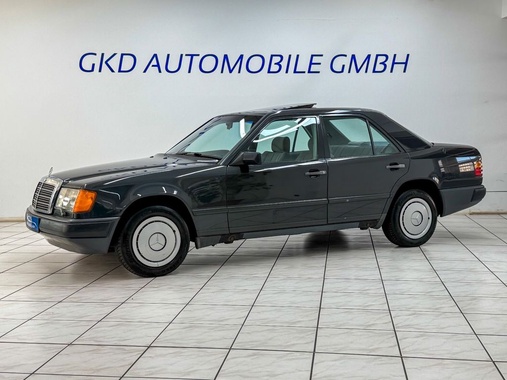 Mercedes-Benz 230 1988