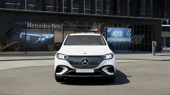 Mercedes-Benz EQE 2024