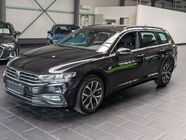 Volkswagen Passat 2022