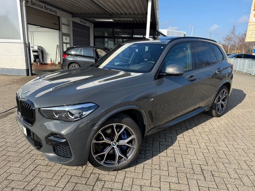 BMW X5 2022