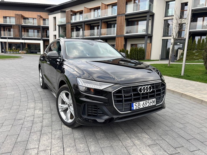 Audi Q8