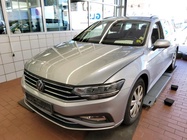 Volkswagen Passat 2023