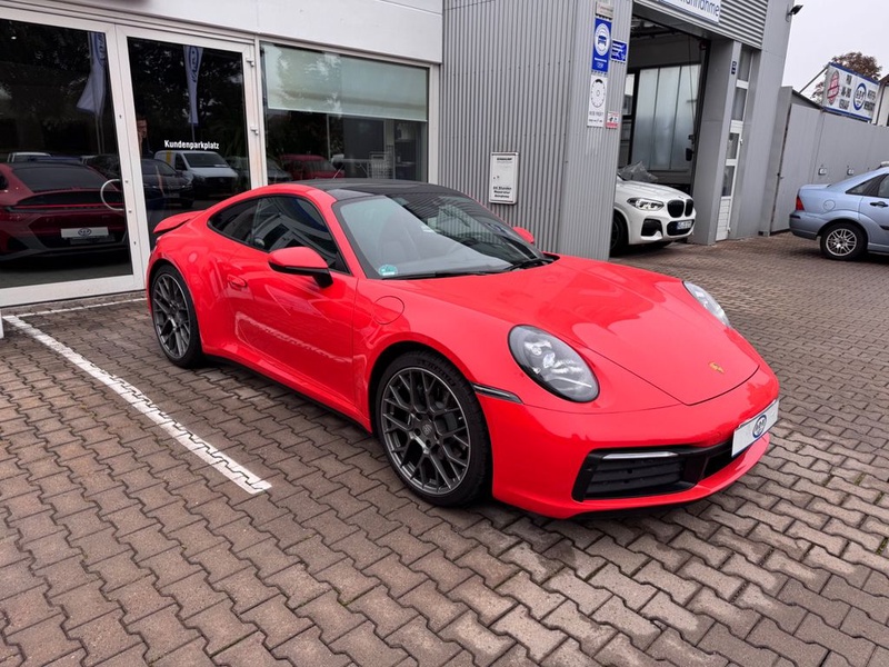 Porsche 992