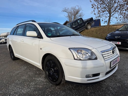 Toyota Avensis 2004