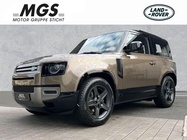 Land Rover Defender 2025