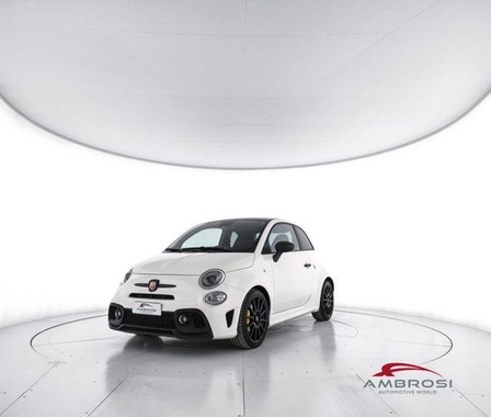 Abarth 695 2024