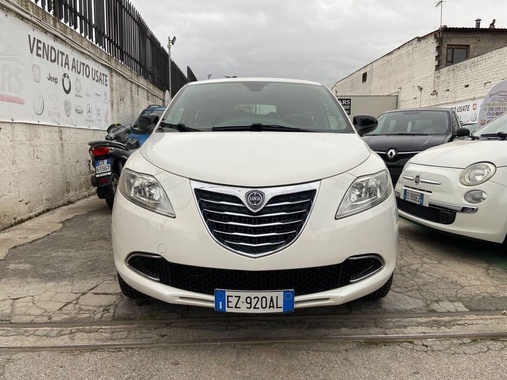 Lancia Ypsilon 2015