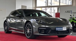 Porsche Panamera 2023