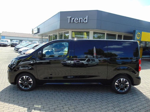 Opel Zafira 2022