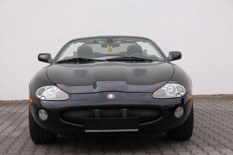 Jaguar XKR