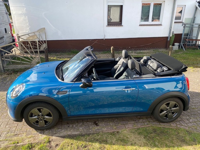 MINI Cabrio