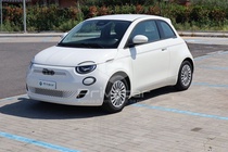 Fiat 500 2024