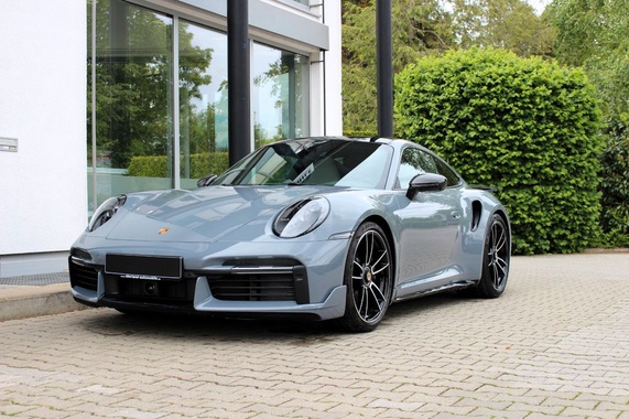 Porsche 992 2023