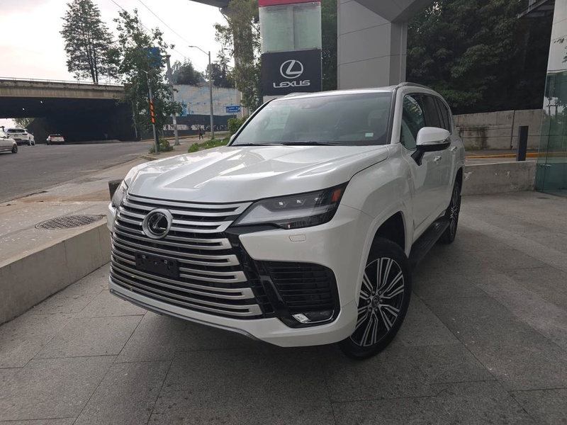 Lexus LX