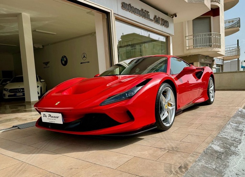 Ferrari F8