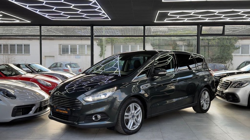 Ford S-Max