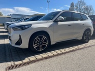 BMW iX1 2025
