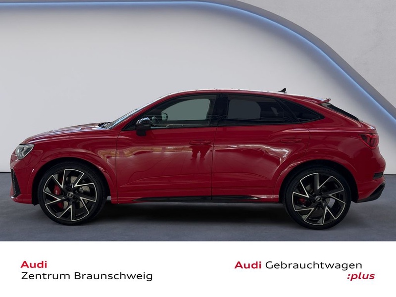 Audi RSQ3