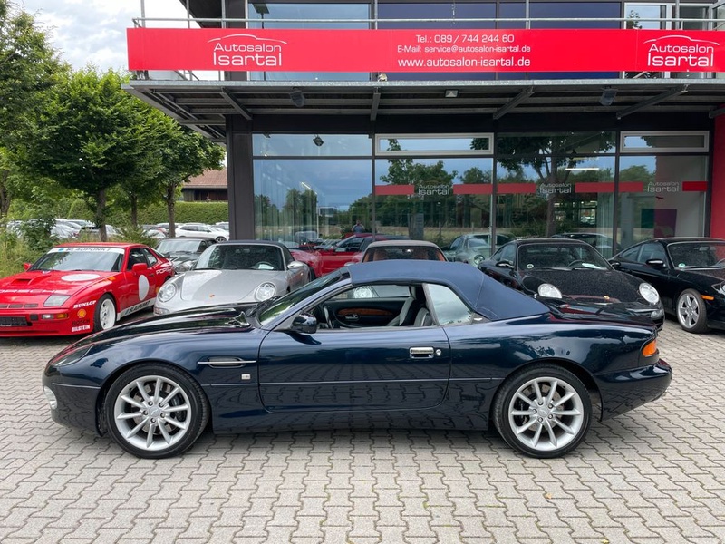 Aston Martin DB7