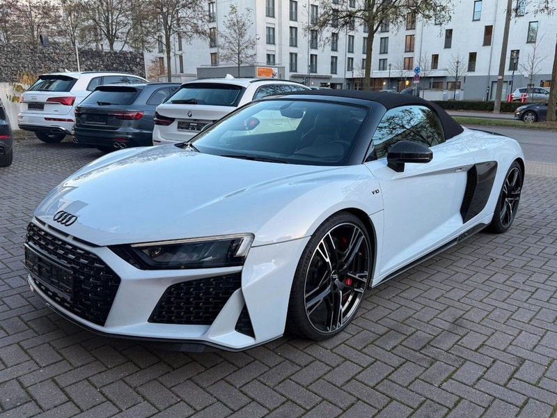 Audi R8