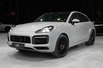 Porsche Cayenne 2021