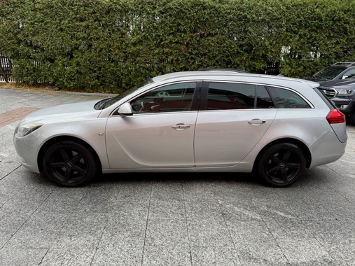 Opel Insignia 2011