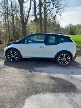 BMW i3 2022