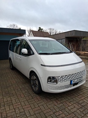 Hyundai Staria 2024