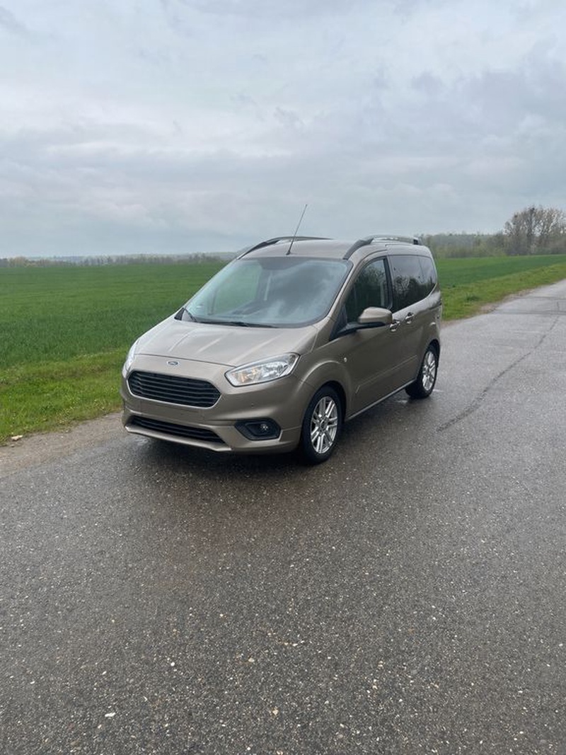 Ford Tourneo Courier