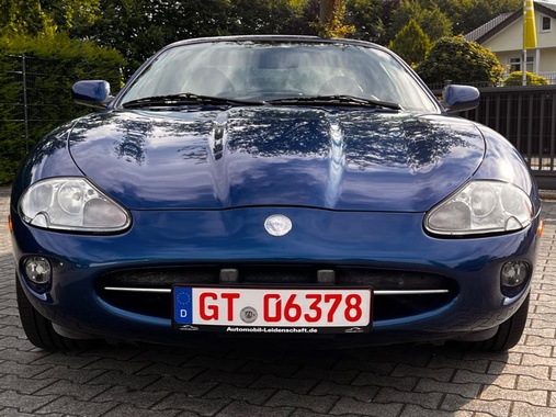 Jaguar XK8 1998
