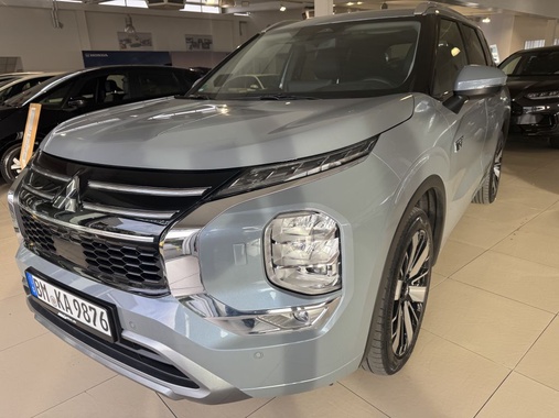 Mitsubishi Outlander 2025
