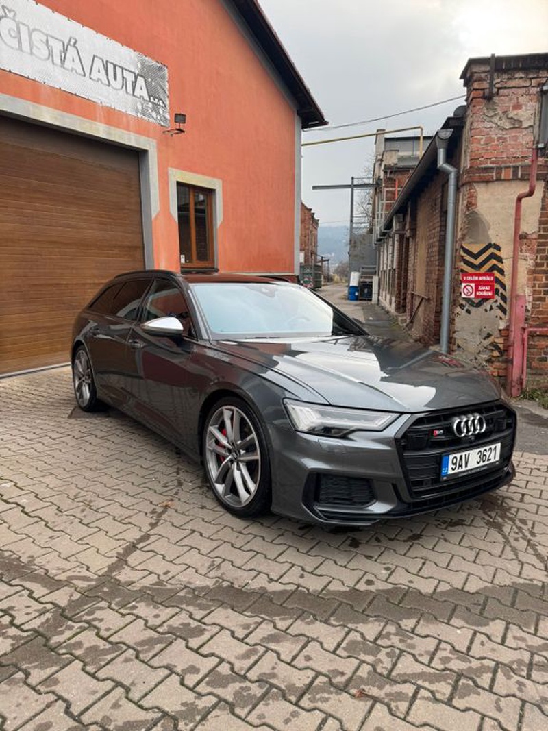 Audi S6