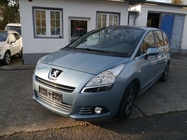 Peugeot 5008 2011