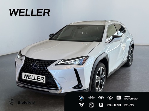 Lexus UX 2022