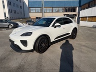 Porsche Macan 2025