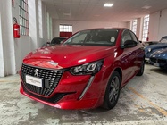 Peugeot 208 2022
