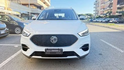 MG ZS 2025