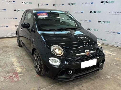 Abarth 595 2022