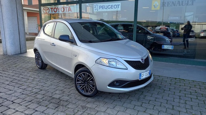 Lancia Ypsilon 2021