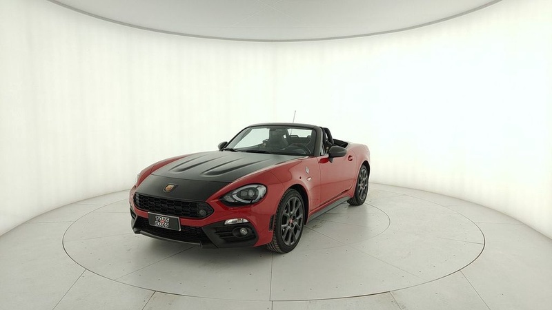 Abarth 124 Spider