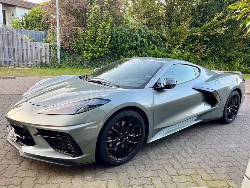 Corvette C8