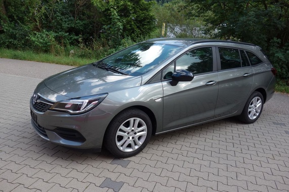 Opel Astra 2021