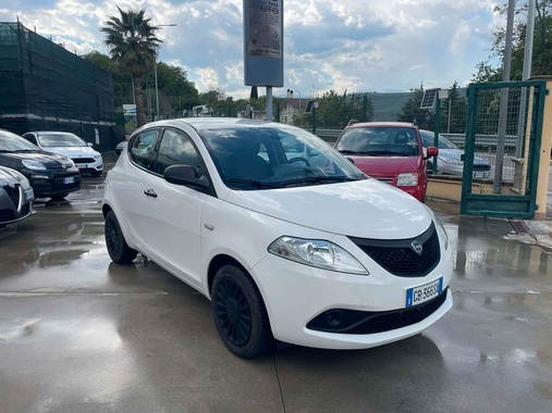 Lancia Ypsilon 2020