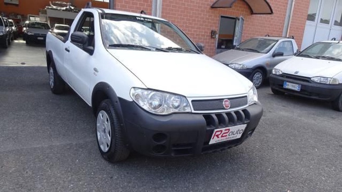 Fiat Strada 2011