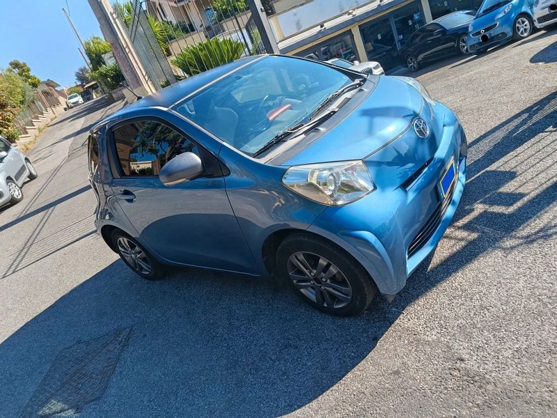 Toyota IQ