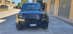 Land Rover Defender 2024