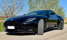 Aston Martin DB11 2020